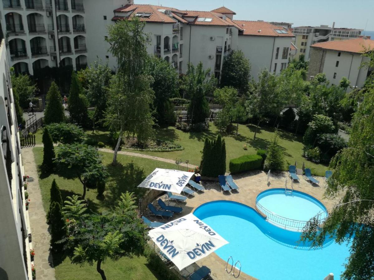 Delfin Apart Complex Свети-Влас Экстерьер фото